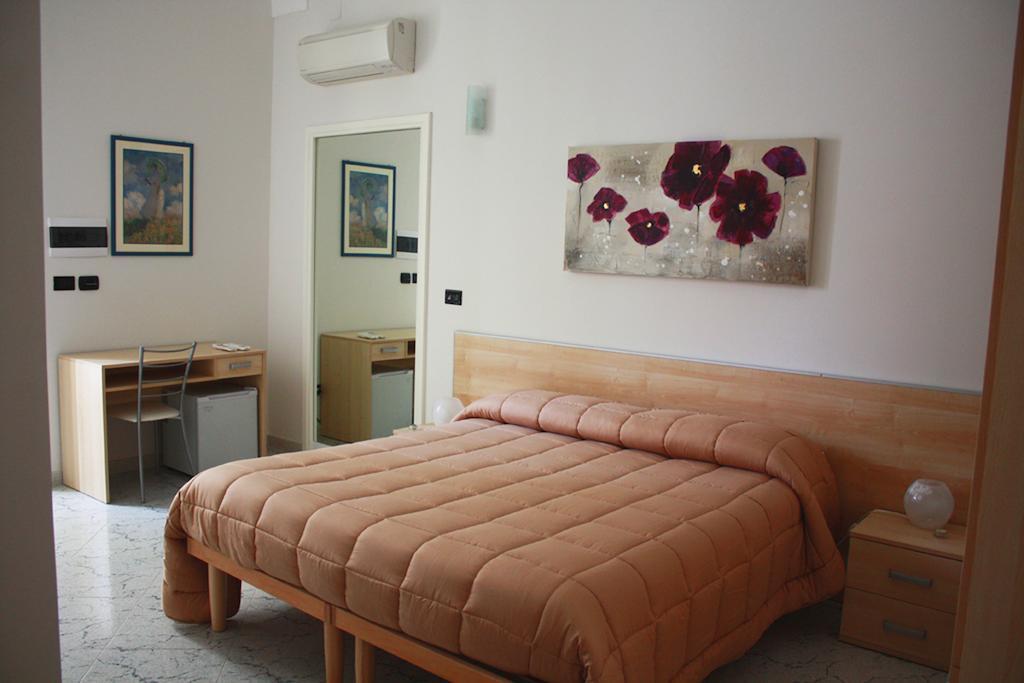 Il Normanno Hotel Mesagne Cameră foto